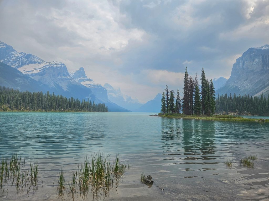 Maligne Lake glaciers