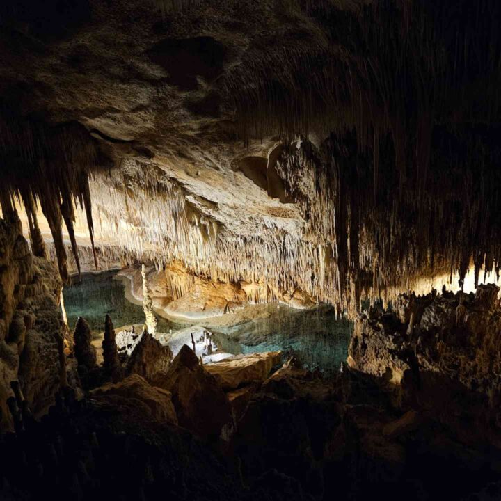 Drach Caves