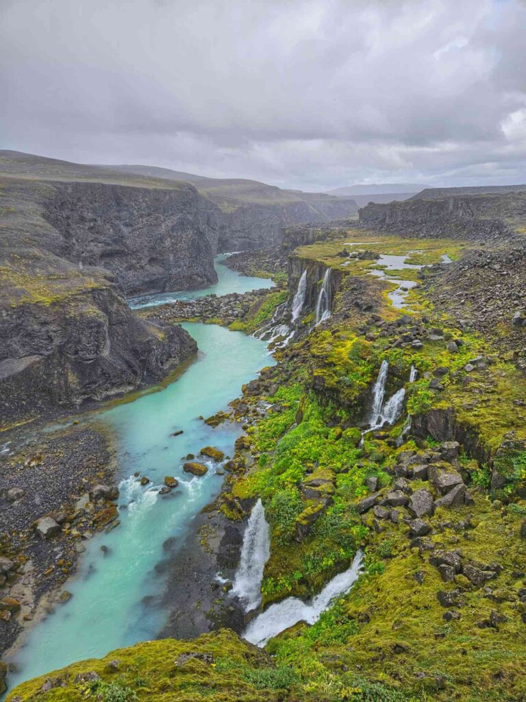 Hrauneyjafoss waterfalls in Sigöldugljúfur Canyon