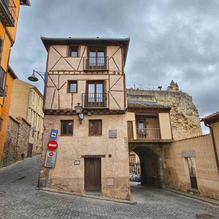 Puerta de San Andres