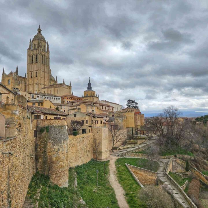 Segovia Walls